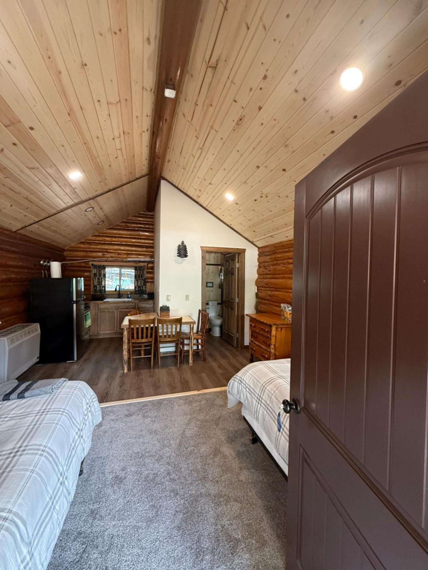 Silver Gate Lodging Cooke City Εξωτερικό φωτογραφία