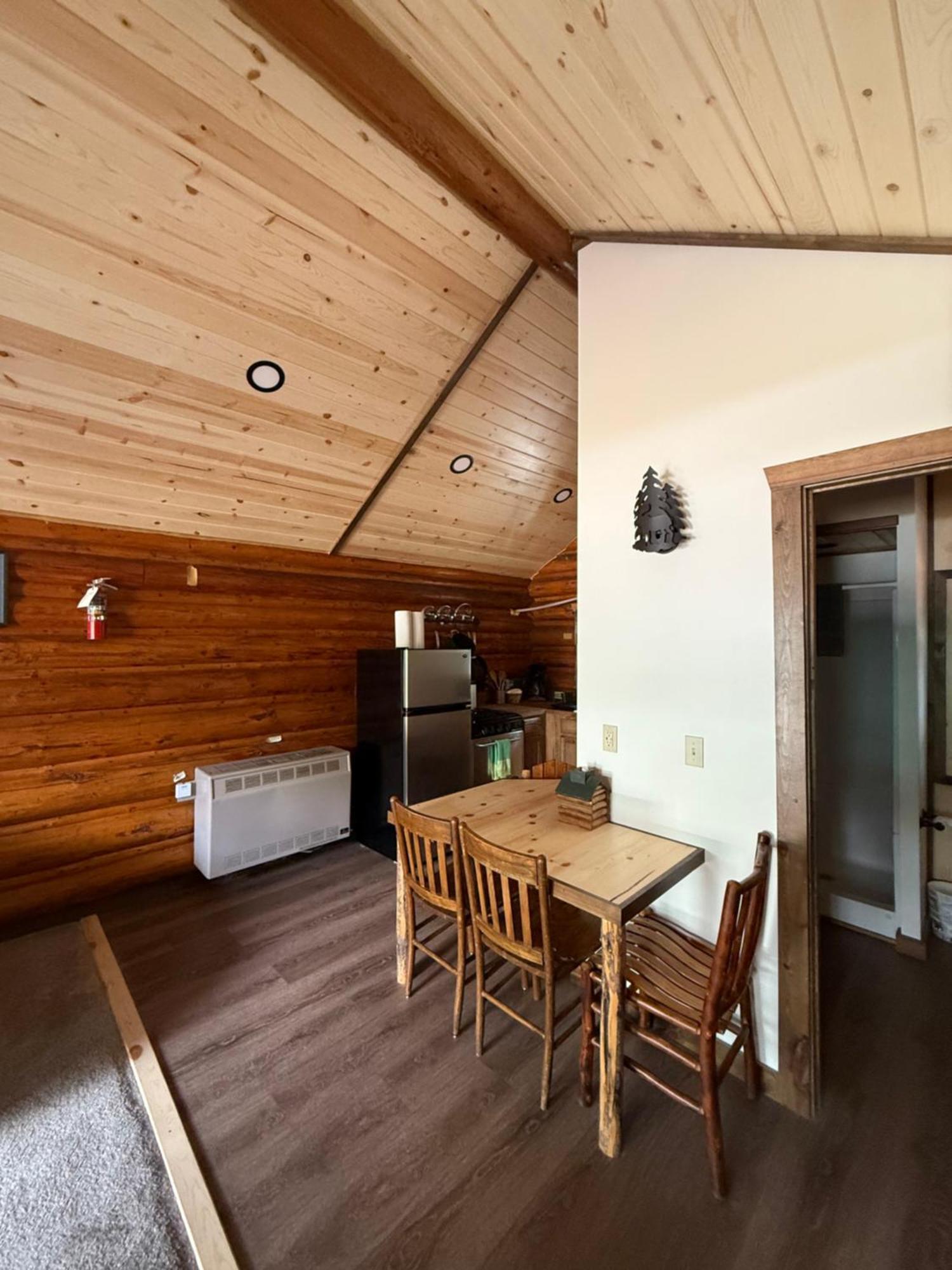 Silver Gate Lodging Cooke City Εξωτερικό φωτογραφία