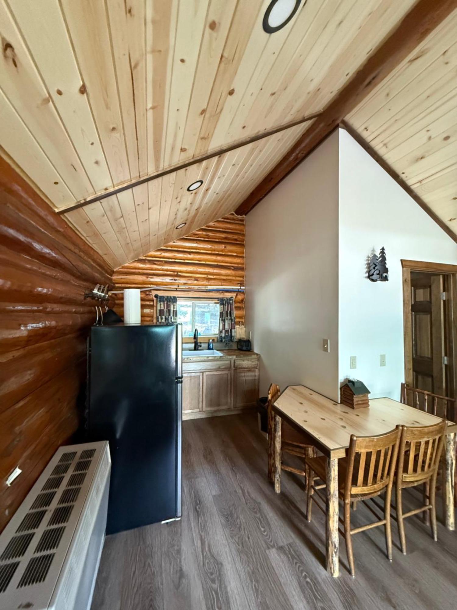 Silver Gate Lodging Cooke City Εξωτερικό φωτογραφία