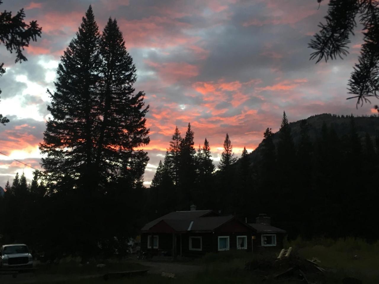 Silver Gate Lodging Cooke City Εξωτερικό φωτογραφία